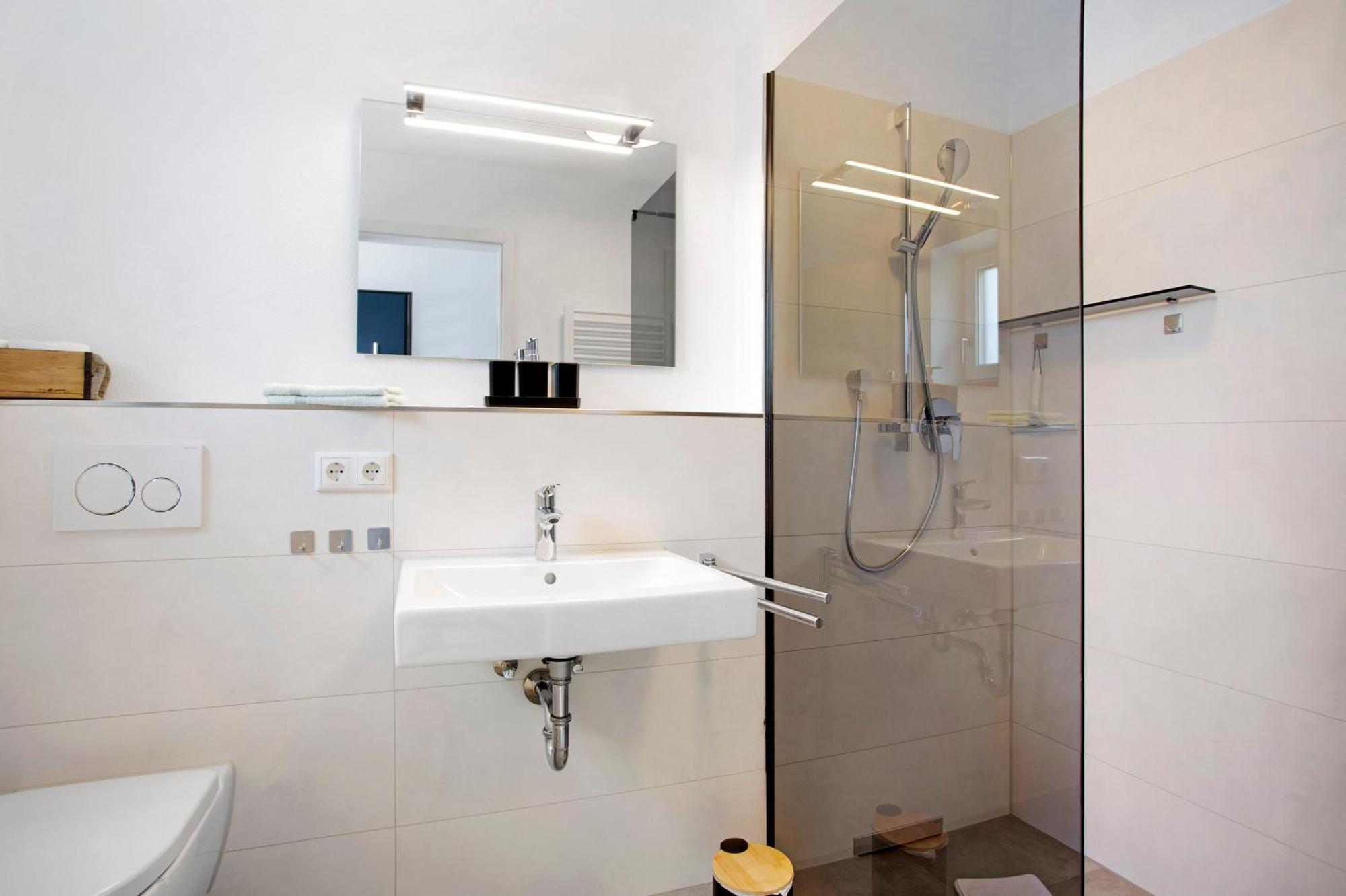 Design Ferienwohnung Am Chiemsee Breitbrunn am Chiemsee Eksteriør bilde